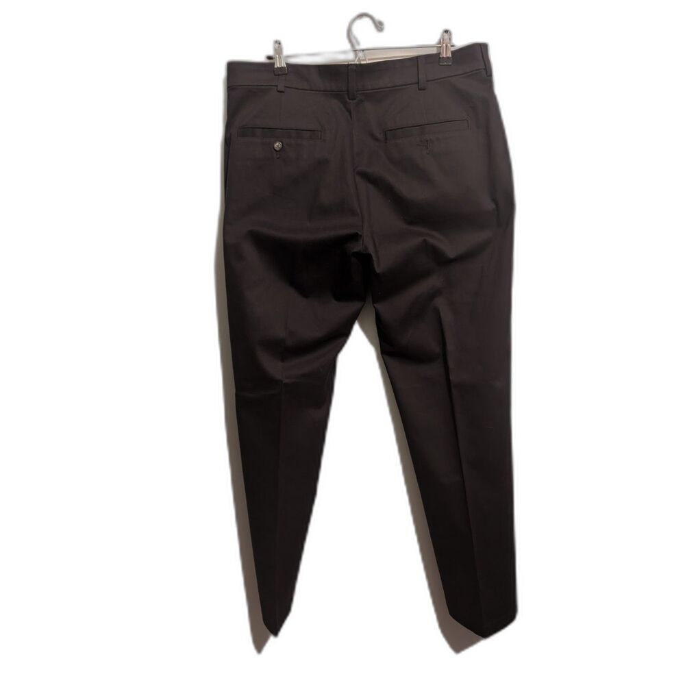 Men's Lee® Performance Series Relaxed-Fit Tri-Flex Pants Black 36/34 - Picture 2 of 7
